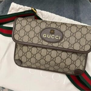 Gucci GG Monogram Crossbody Bag with Green and Red Strap-Like New!!!